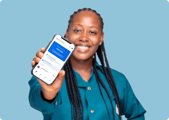 A person holding a phone, using Curnance